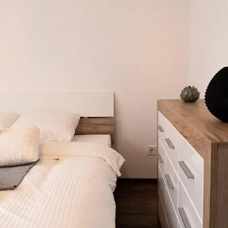 Apartment The Nook - Only 15 Mins To Poiana Brasov