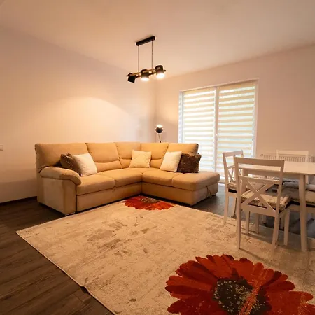 The Nook - Only 15 Mins To Poiana Brasov