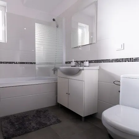 The Nook - Only 15 Mins To Poiana Brasov Apartment Risnov